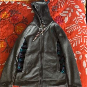 grey like new puma zip up